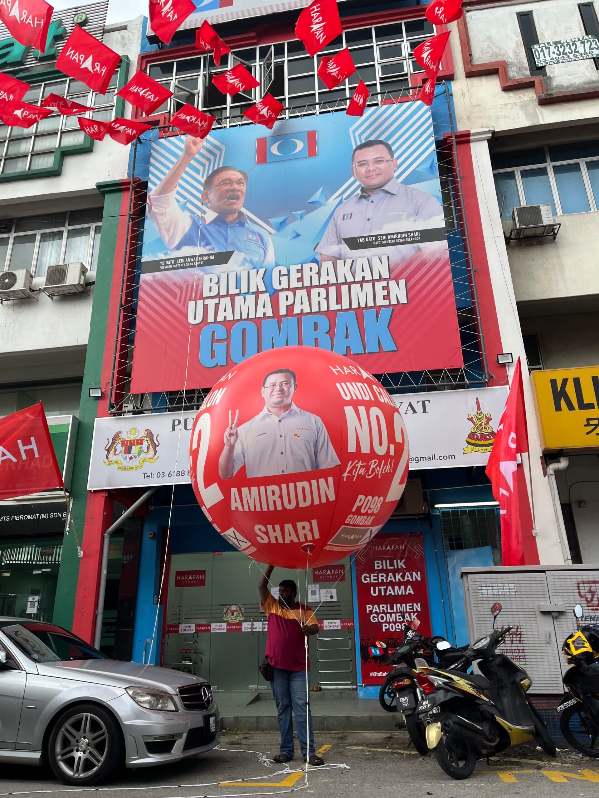 Giant advertising balloon brand campaign Malaysia