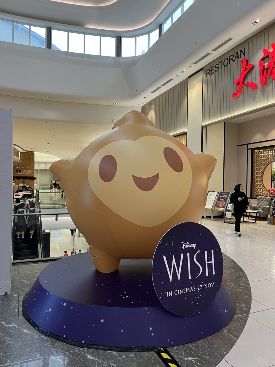 Wish Star Inflatable Replica
