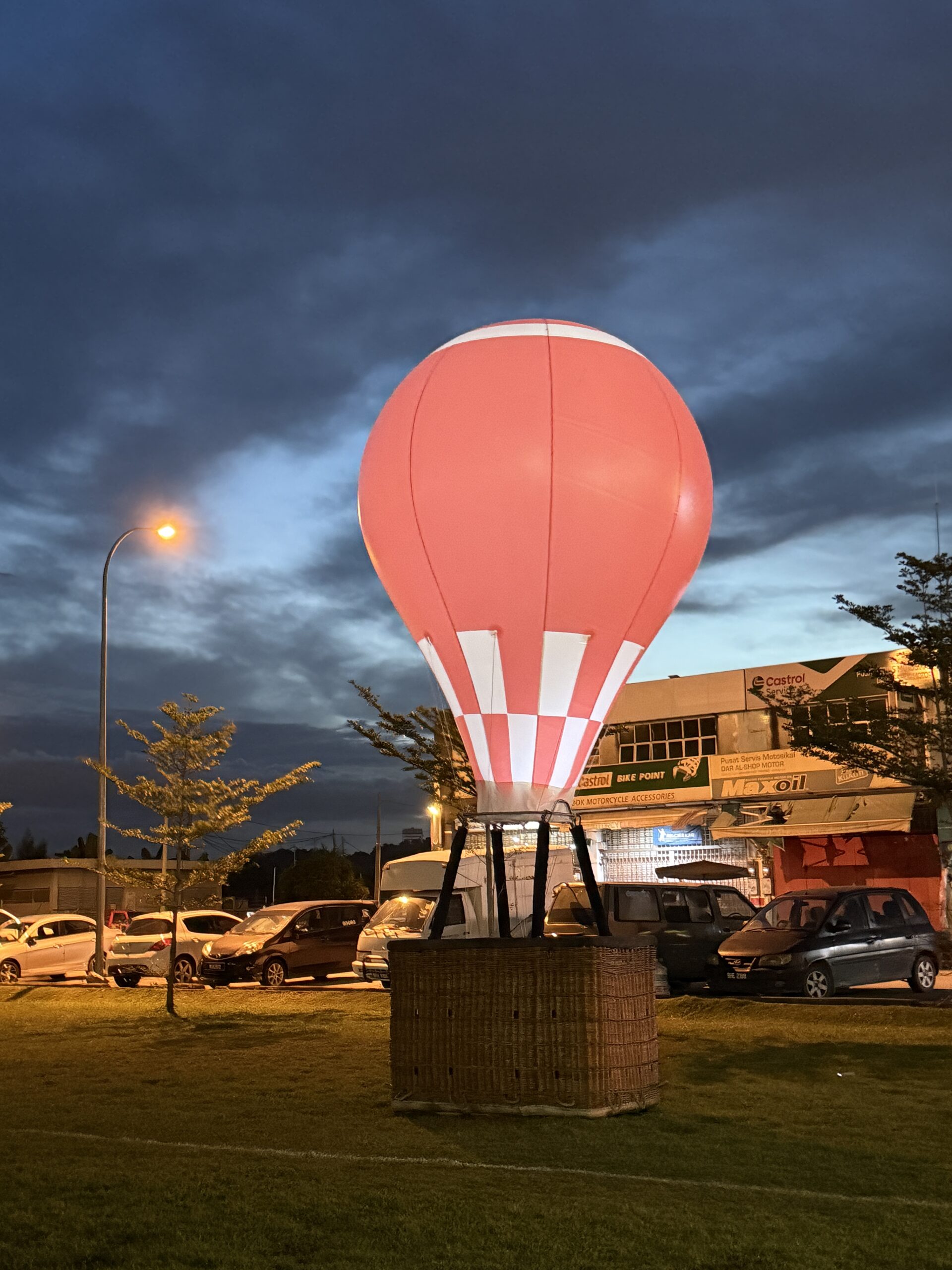 Hot air balloon replica mall Malaysia