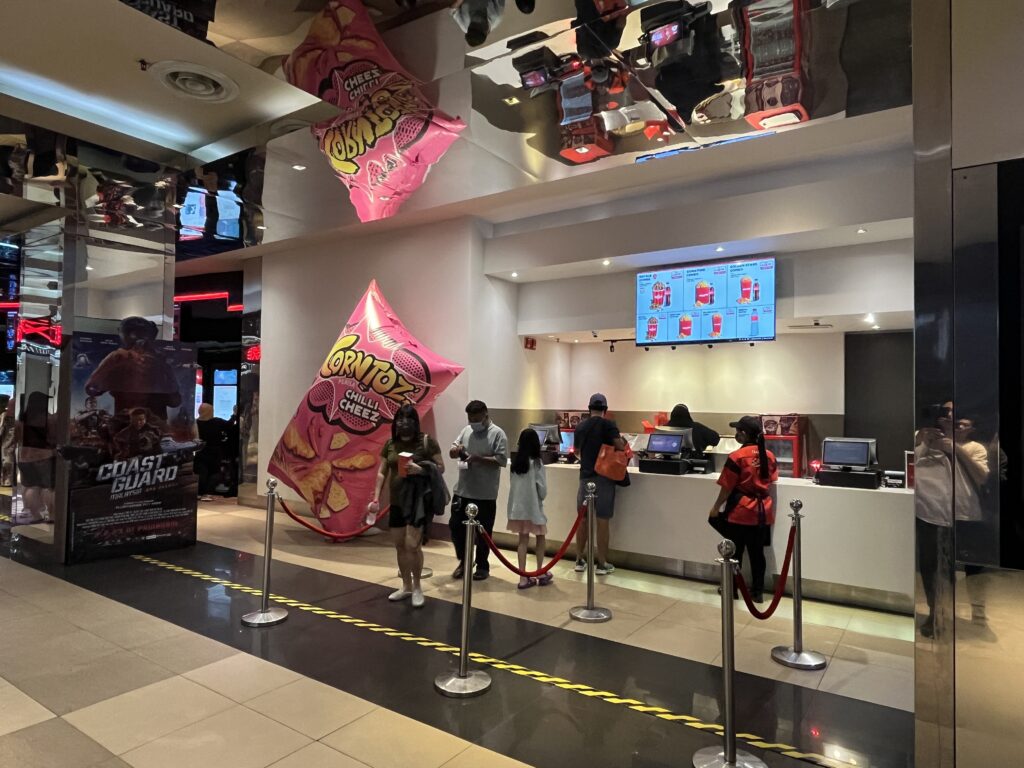 Replika Paparan Inflatable Snek Corntoz — photo 8