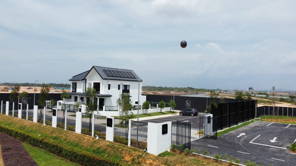 Belon Pengiklanan Gergasi di Bandar Bukit Raja, Klang — photo 6