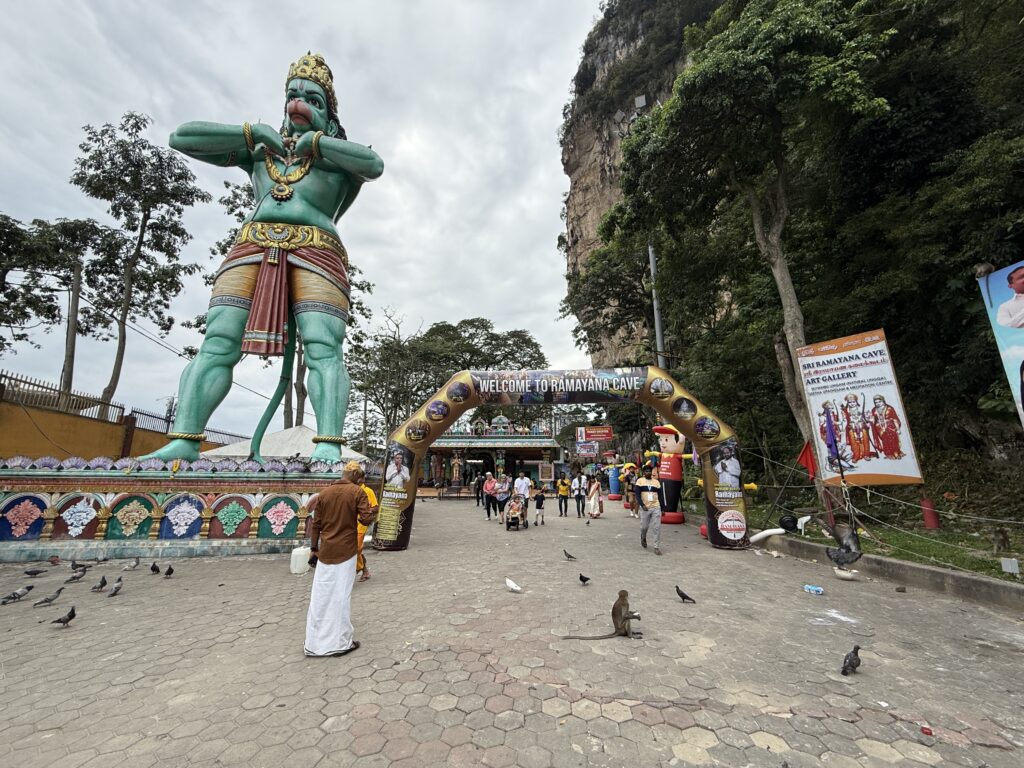 Giant Advertising Balloons Inflatable Arch at Batu Caves for Thaipusam 2025 — photo 4