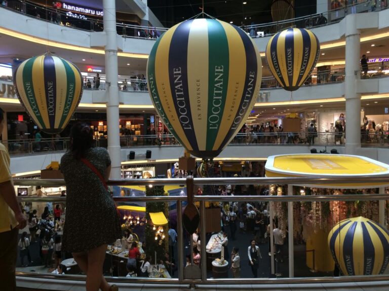 L’Occitane Hot Air Balloon Replicas — photo 1