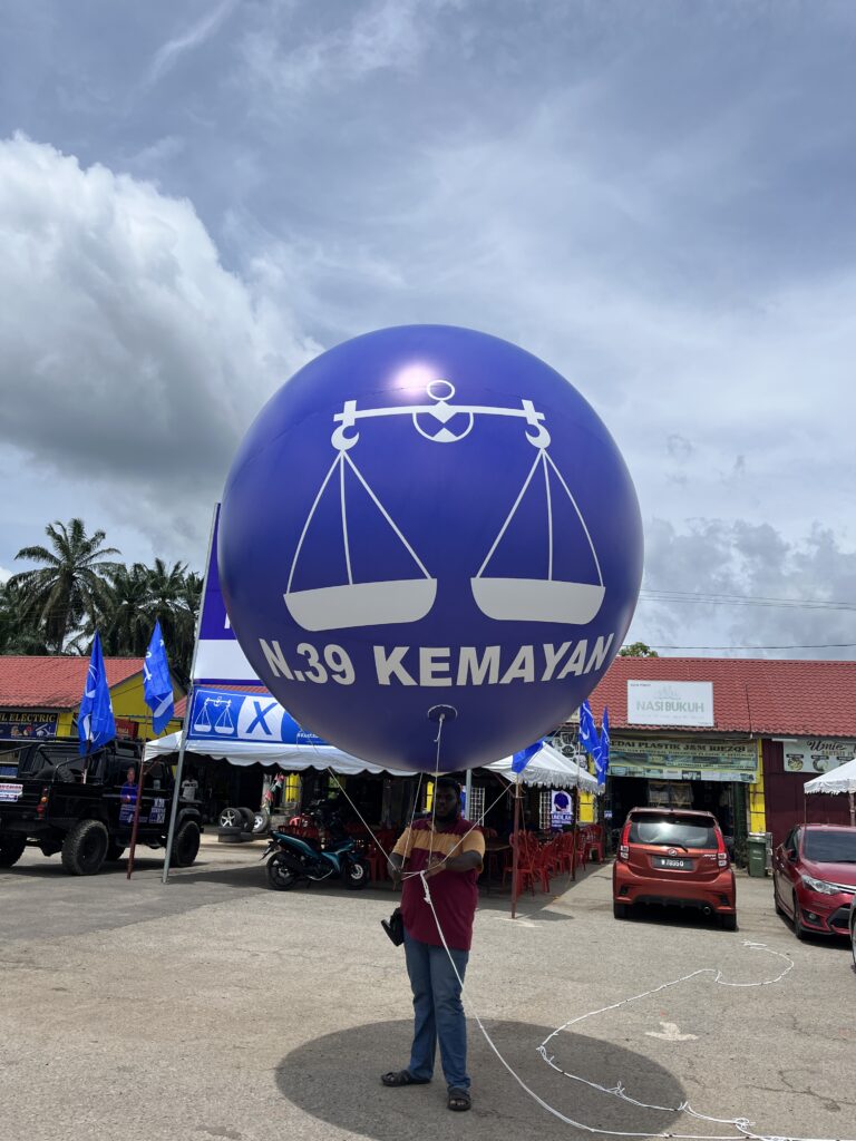Belon Gergasi Pilihan Raya Umum Malaysia — photo 6