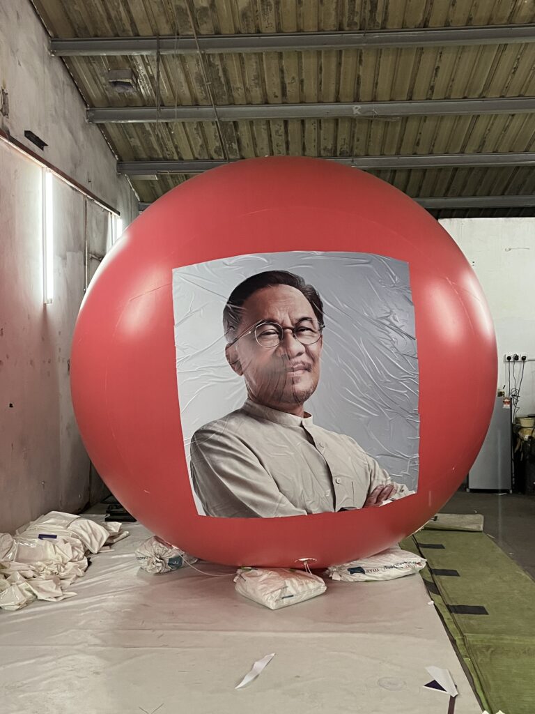 Belon Gergasi Pilihan Raya Umum Malaysia — photo 9