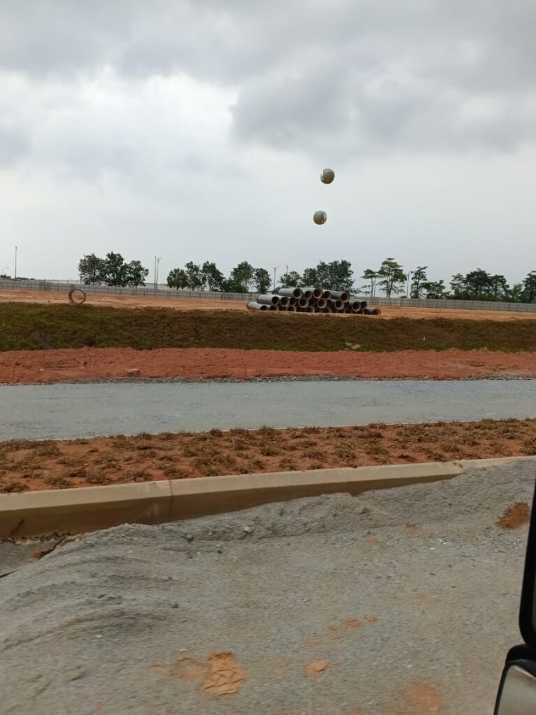 Belon Pengiklanan Gergasi Matrix — photo 3