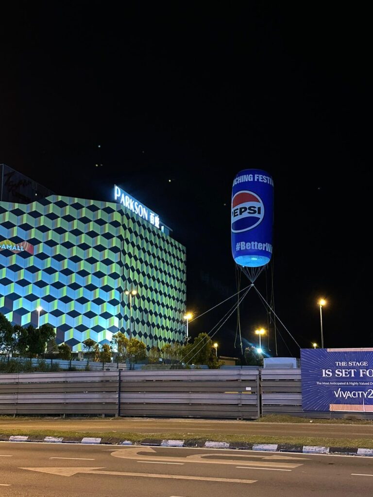 Pepsi Cola Inflatable Can at Kuching, Sarawak — photo 12