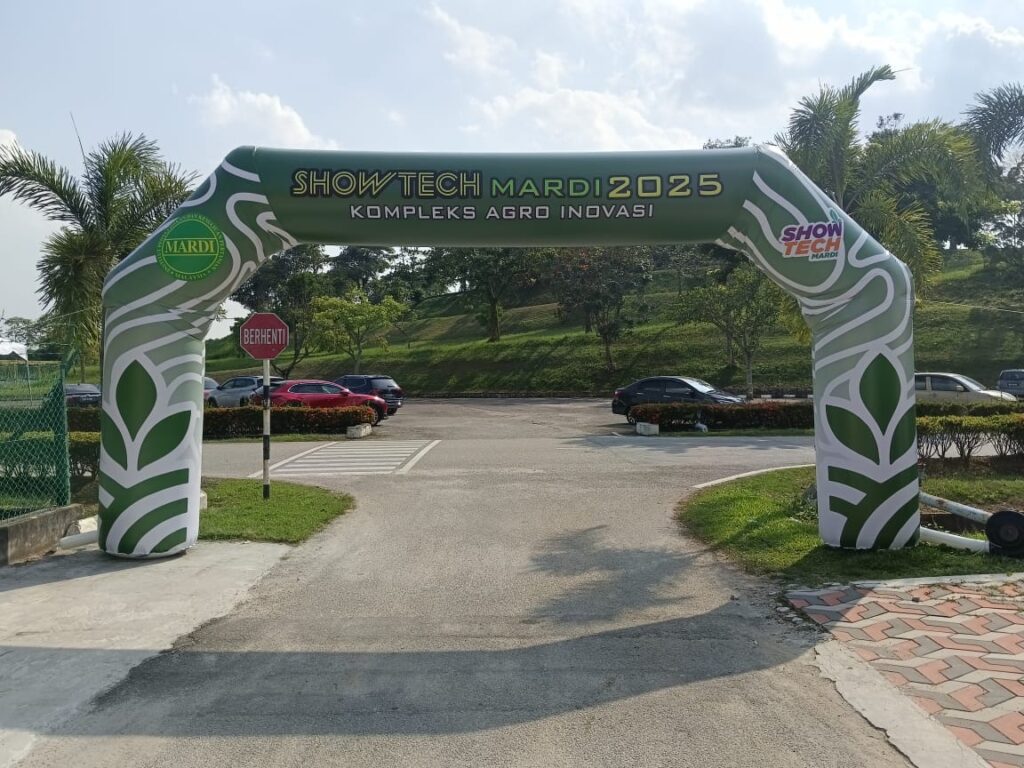 Gerbang Tiup dan Skydancer Show Tech MARDI 2025 — photo 2