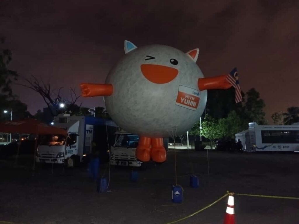 Maskot Telekom Malaysia Belon Perarakan Merdeka 2024 | Belon Terapung Perarakan — photo 1