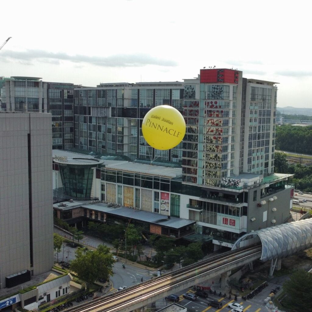 Giant Advertising Balloons — photo 18