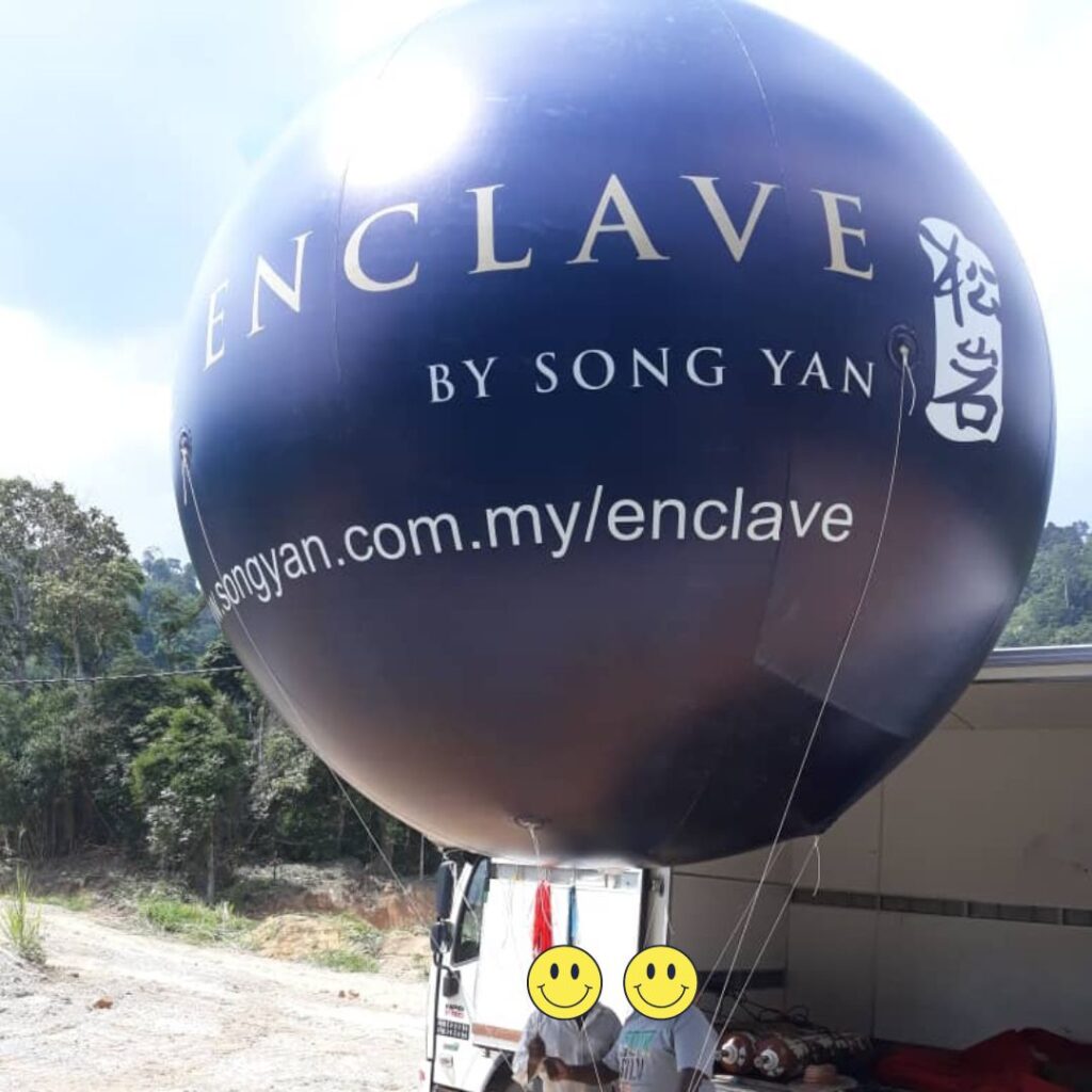 Giant Advertising Balloons — photo 35