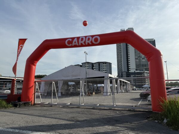 Carro Inflatable Arch Giant Balloon